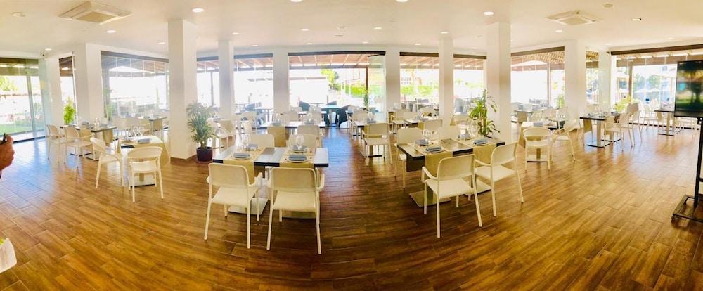 Отель Occidental Torremolinos Playa Экстерьер фото