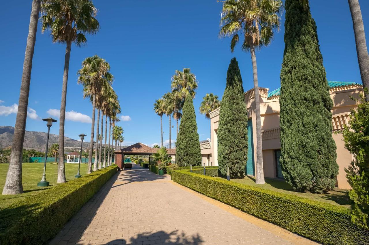 Отель Occidental Torremolinos Playa Экстерьер фото